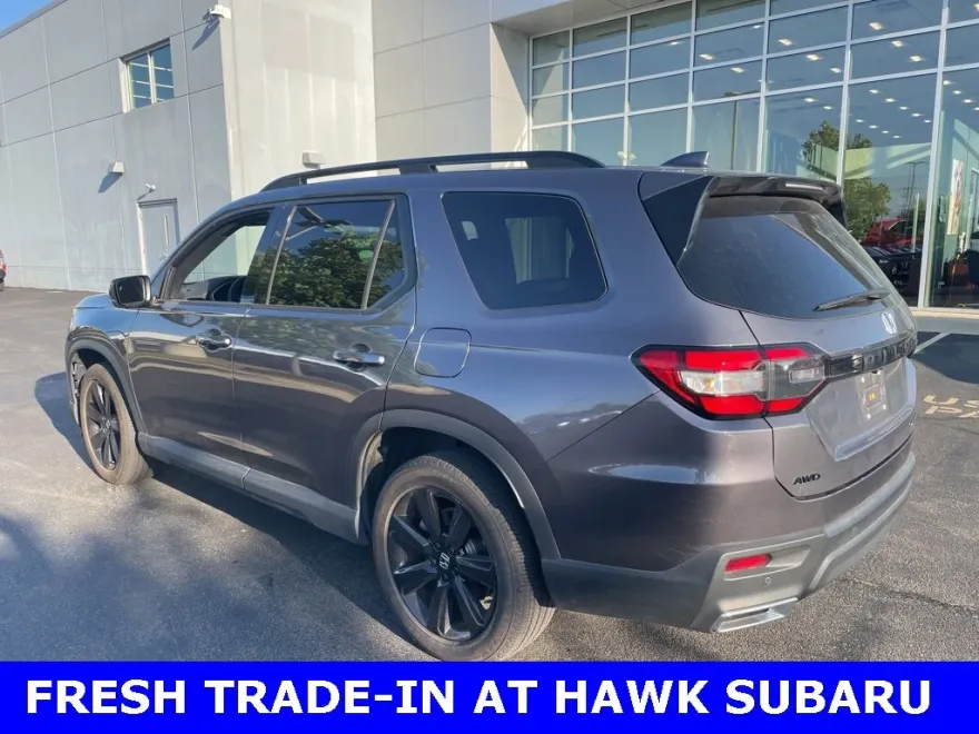 2025 Honda Pilot Black Edition photo 1