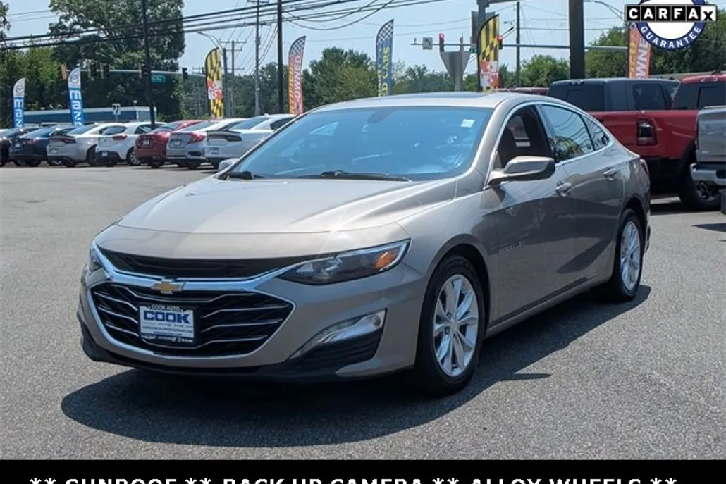 2022 Chevrolet Malibu 1LT photo 1