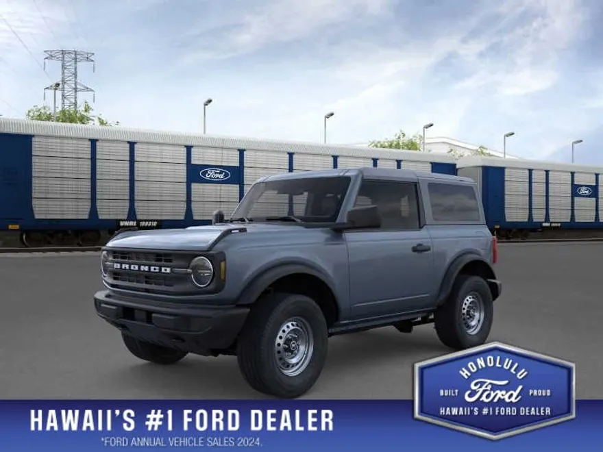 2025 Ford Bronco Base photo 1