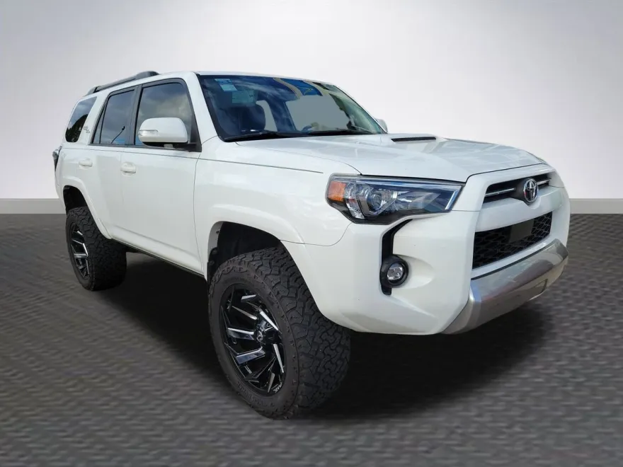 2021 Toyota 4Runner TRD Off-Road Premium photo 1