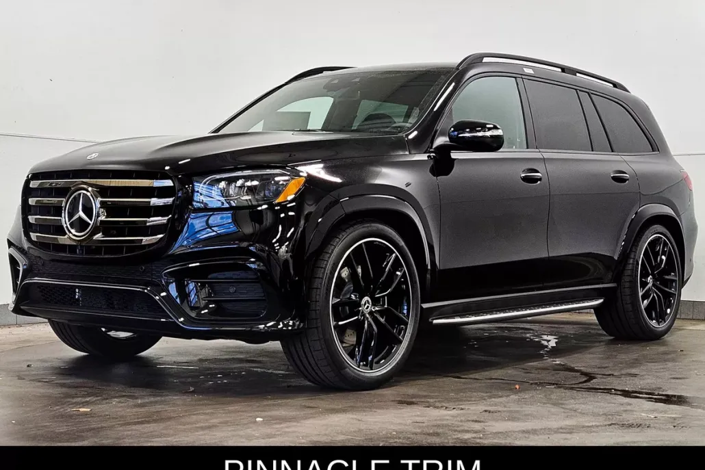 2026 Mercedes Benz GLS 450 4MATIC photo 1
