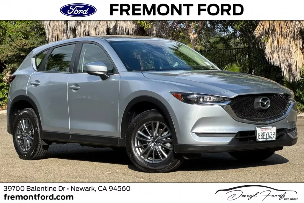 2018 Mazda CX-5 Sport photo 1