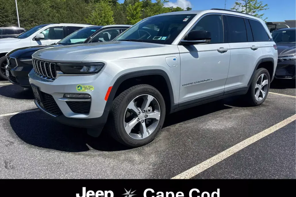 2023 Jeep Cherokee 4xe Base photo 1