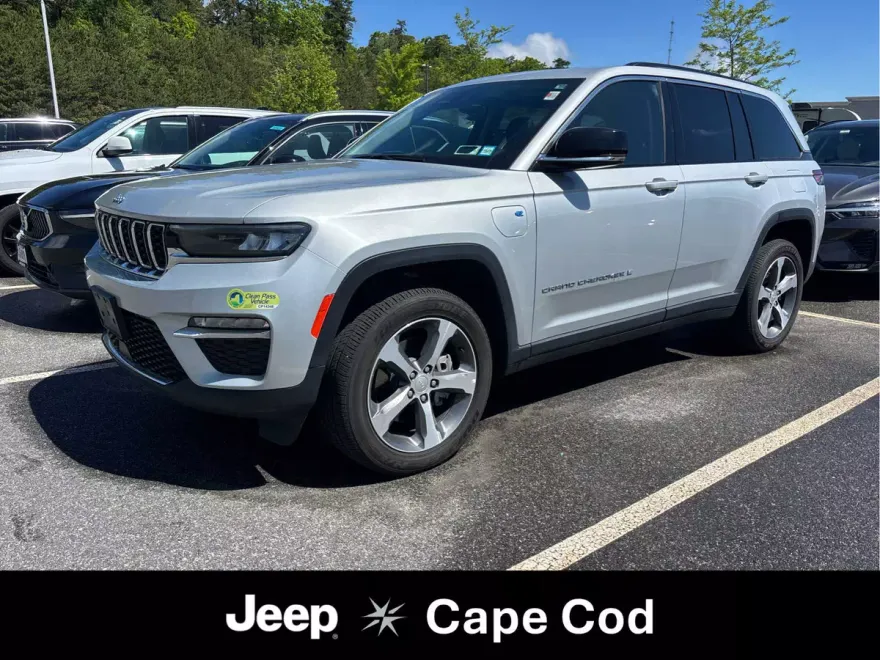 2023 Jeep Cherokee 4xe Base photo 1