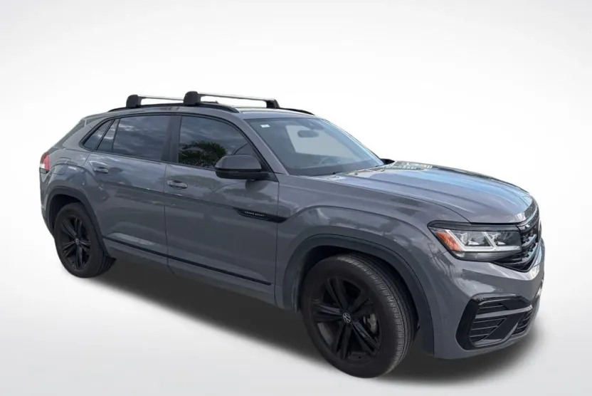 2022 Volkswagen Atlas Cross Sport V6 SEL R-Line photo 1