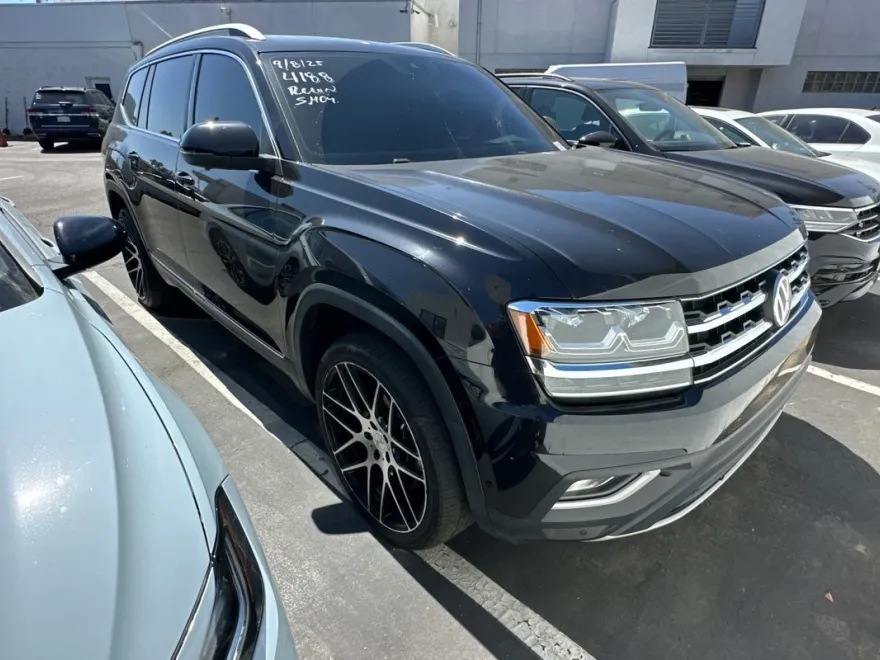 2020 Volkswagen Atlas V6 SEL Premium photo 1