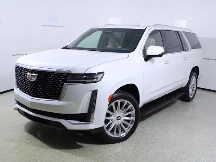 2022 Cadillac Escalade ESV Premium Luxury photo 1
