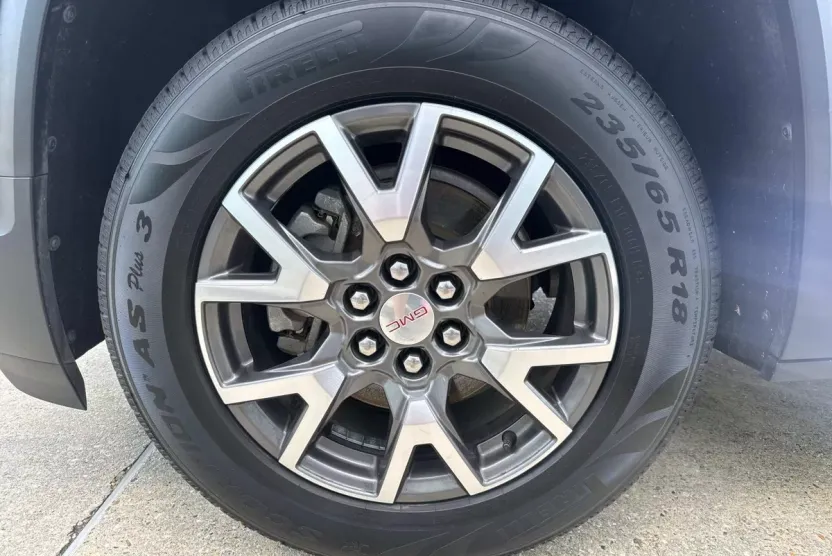 2020 Gmc Acadia SLE photo 1