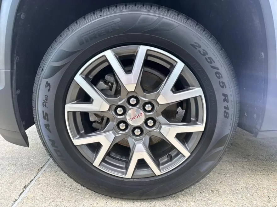 2020 Gmc Acadia SLE photo 1