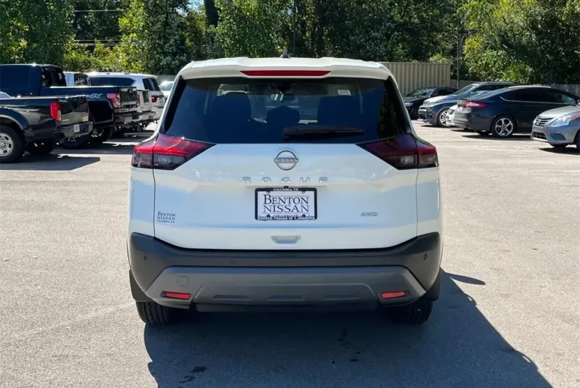 2023 Nissan Rogue S photo 1