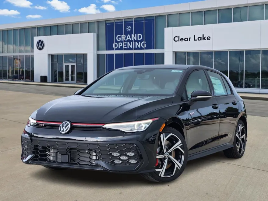 2025 Volkswagen Golf GTI SE photo 1