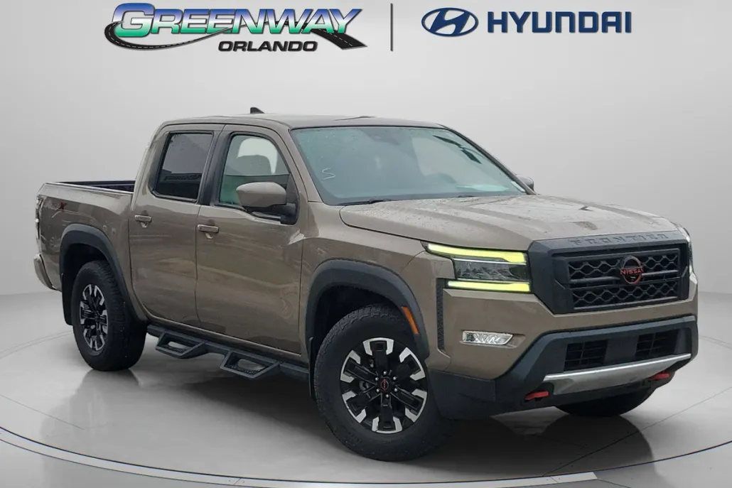 2022 Nissan Frontier PRO-X photo 1