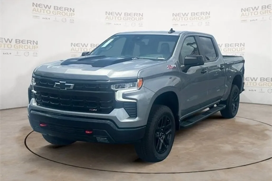 2025 Chevrolet Silverado 1500 LT Trail Boss photo 1
