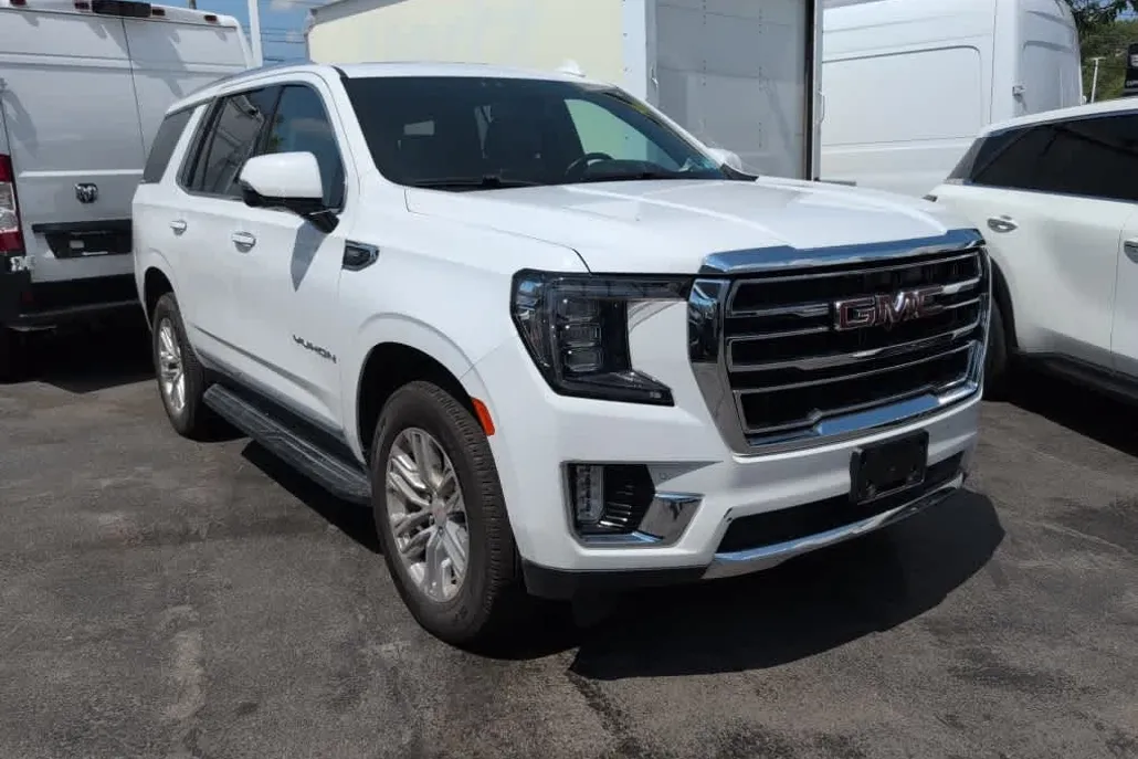 2021 Gmc Yukon SLT photo 1