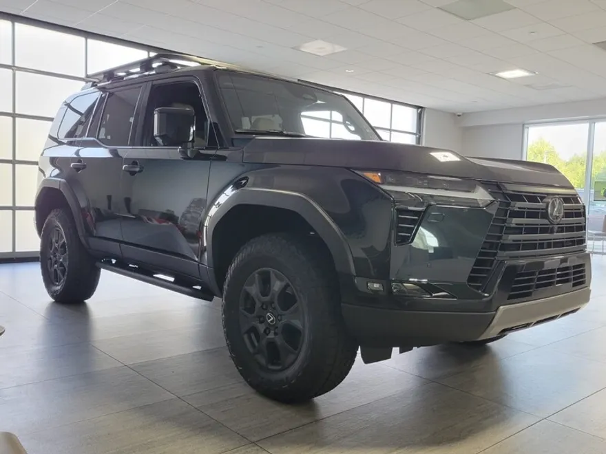 2025 Lexus GX 550 Overtrail photo 1