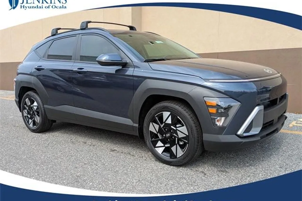 2025 Hyundai Kona SEL photo 1