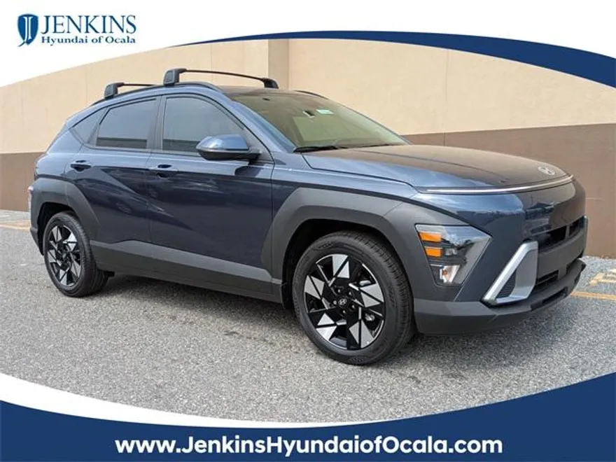 2025 Hyundai Kona SEL photo 1