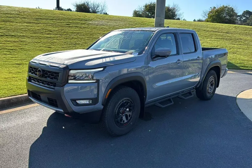 2026 Nissan Frontier PRO-X photo 1