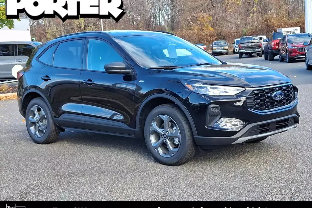2025 Ford Escape ST-Line photo 1