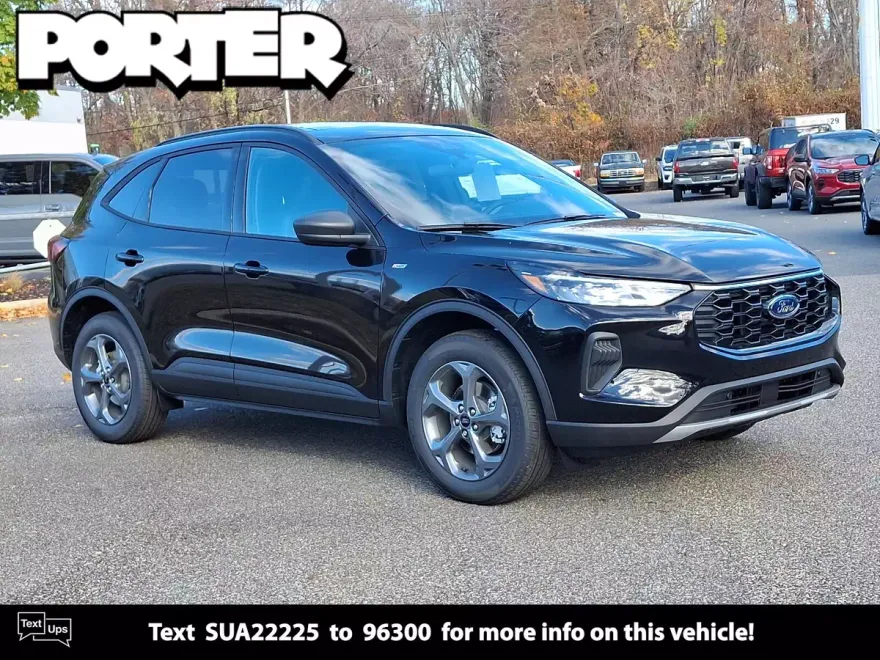 2025 Ford Escape ST-Line photo 1