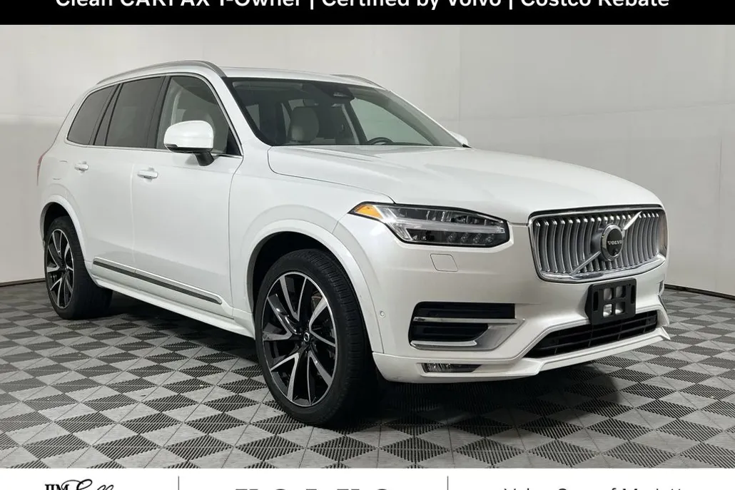 2024 Volvo XC90 Plus photo 1