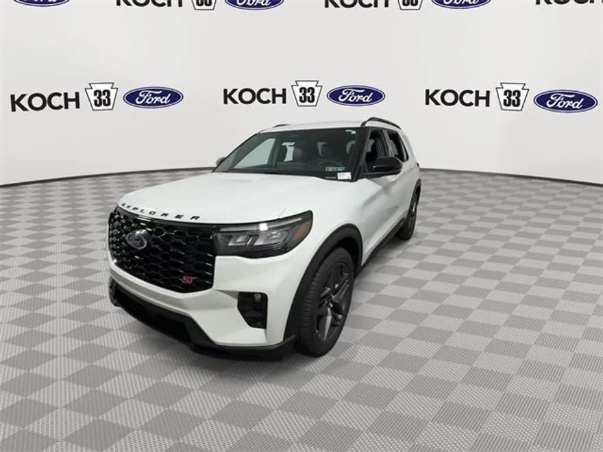 2025 Ford Explorer ST photo 1