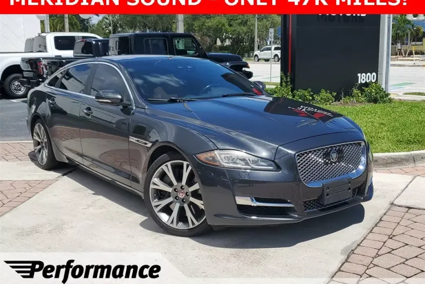 2019 Jaguar XJ Supercharged photo 1