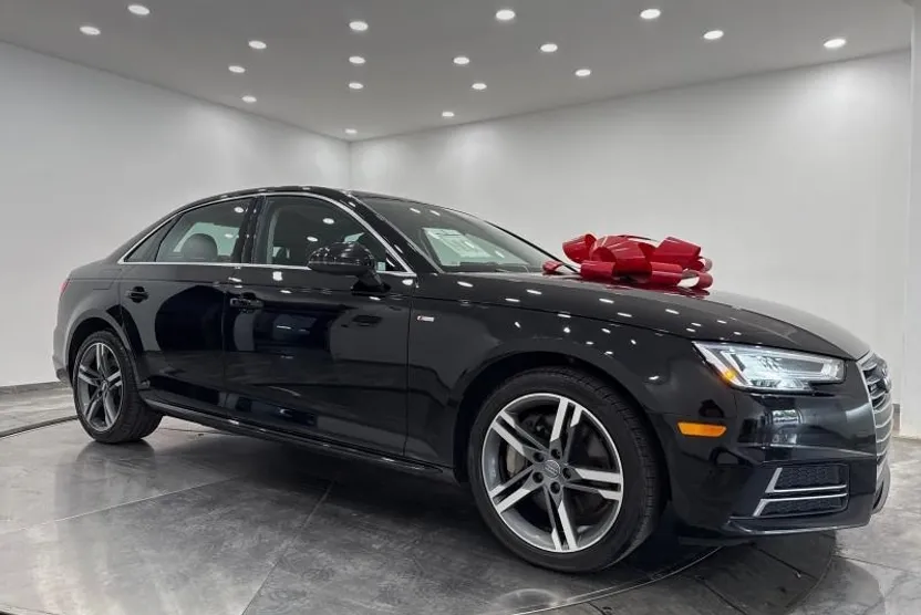 2018 Audi A4 Premium Plus Quattro photo 1