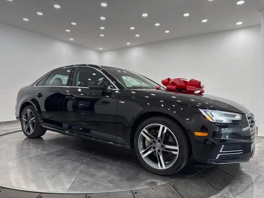 2018 Audi A4 Premium Plus Quattro photo 1