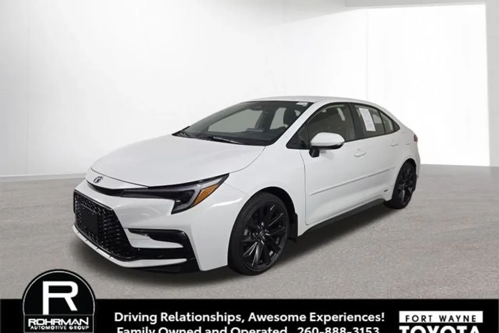 2024 Toyota Corolla Hybrid SE photo 1