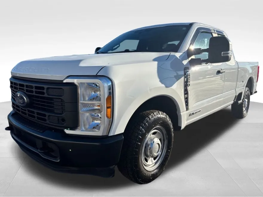 2023 Ford F-250 photo 1