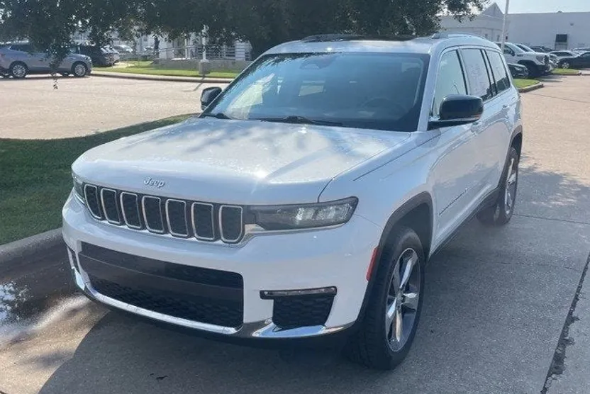 2021 Jeep Grand Cherokee Limited photo 1