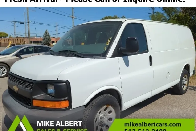 2014 Chevrolet Express 1500 Cargo Van photo 1