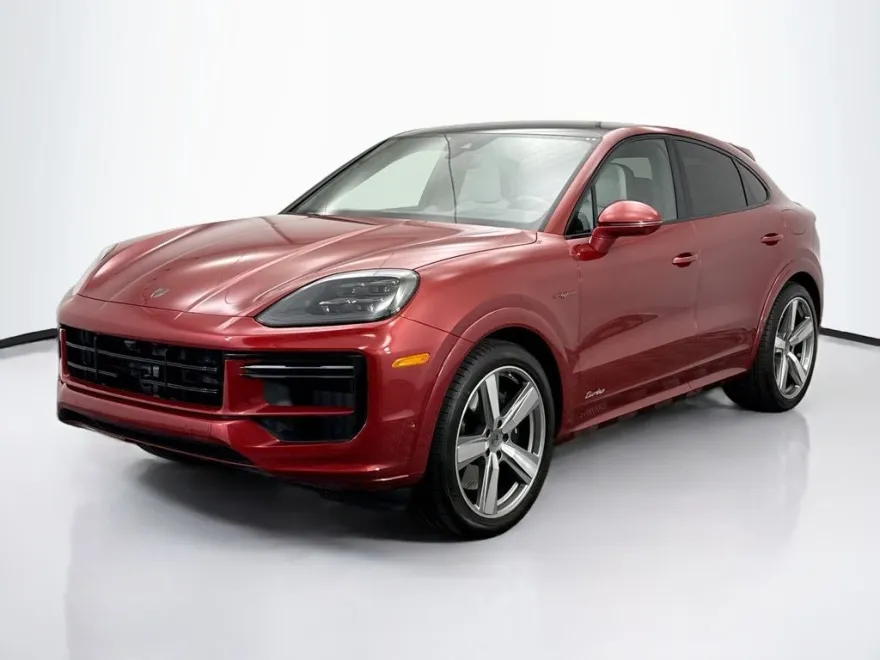 2025 Porsche Cayenne Turbo E-Hybrid Coupe photo 1