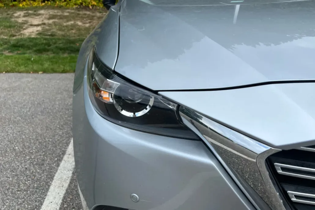 2022 Mazda CX-9 Touring photo 1