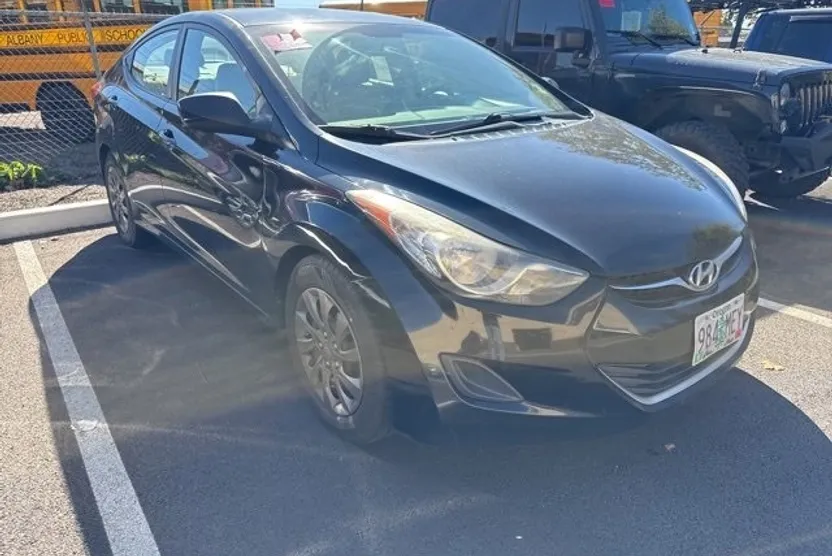 2012 Hyundai Elantra GLS photo 1