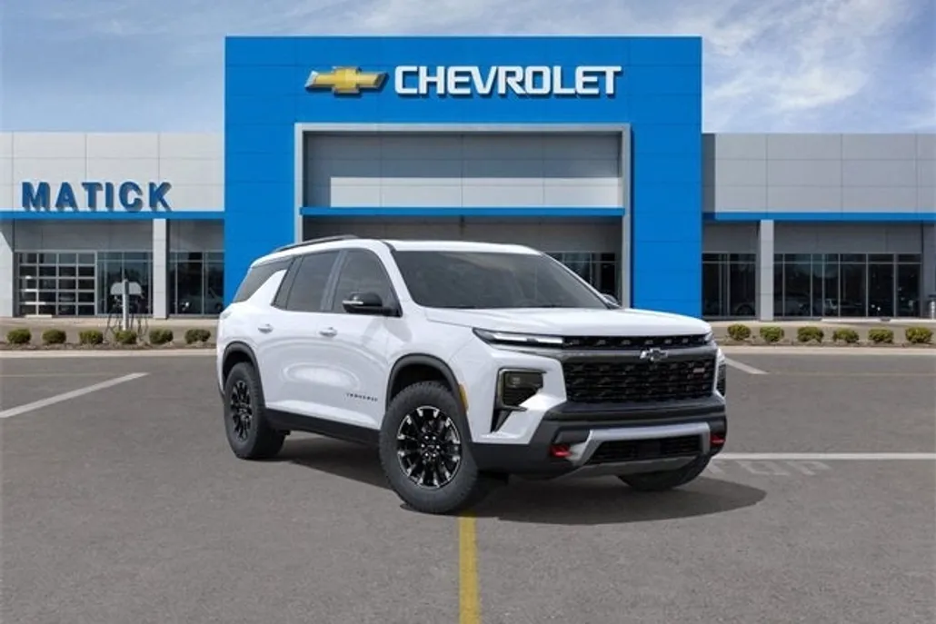 2026 Chevrolet Traverse Z71 photo 1