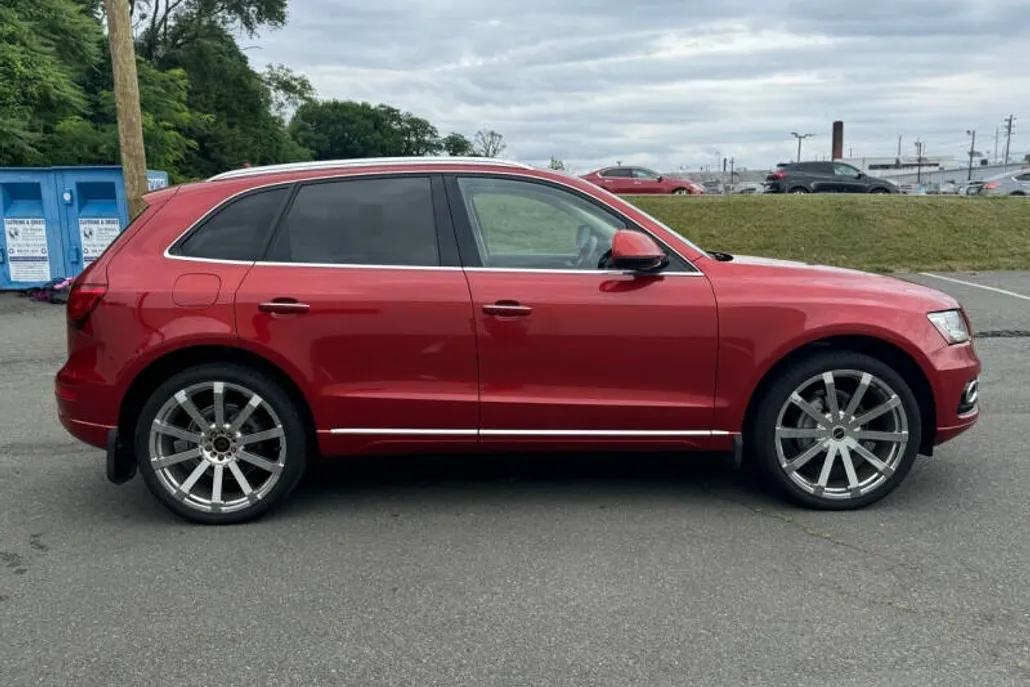 2015 Audi Q5 2.0T Premium Plus photo 1