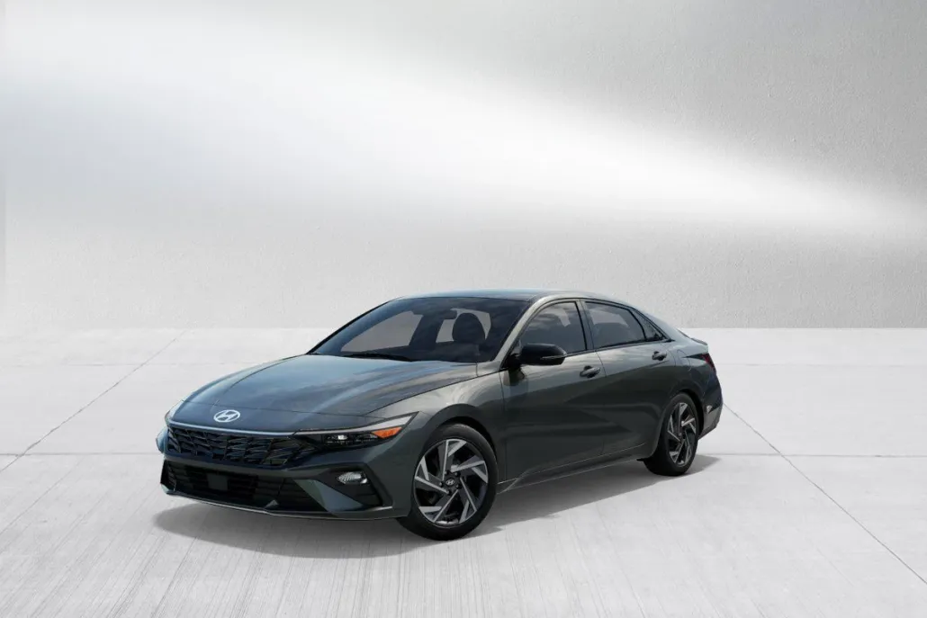 2025 Hyundai Elantra SEL Sport photo 1