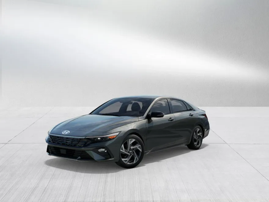 2025 Hyundai Elantra SEL Sport photo 1