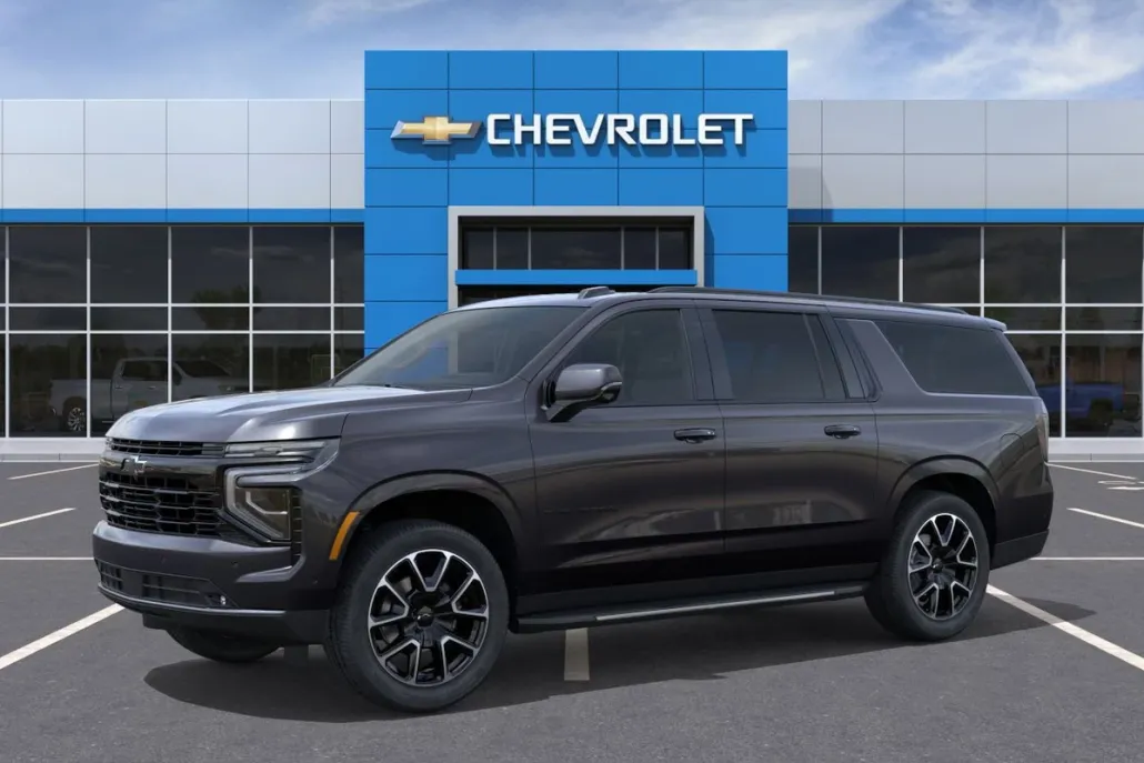 2026 Chevrolet Suburban RST photo 1