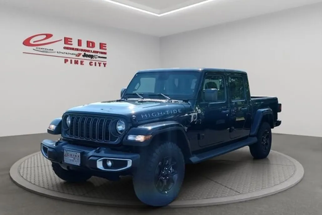 2025 Jeep Gladiator Sport photo 1