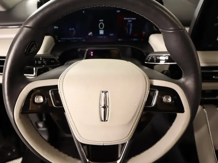 2025 Lincoln Aviator Reserve photo 1