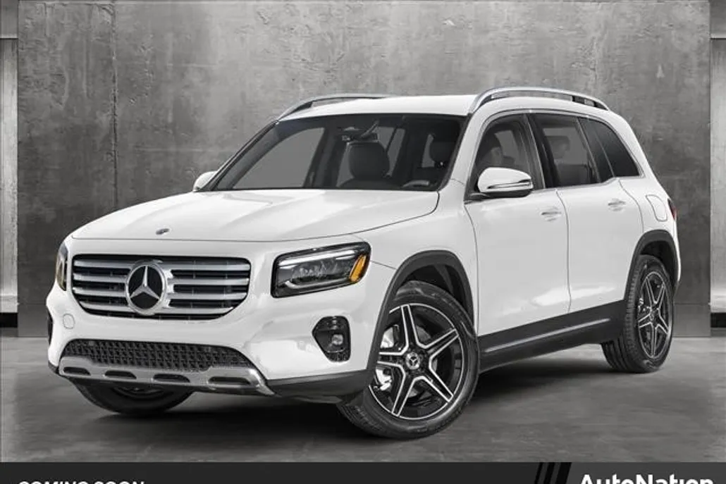 2025 Mercedes Benz GLB 250 photo 1