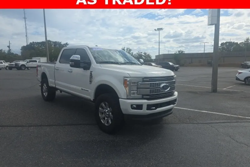 2017 Ford F-250 Platinum photo 1