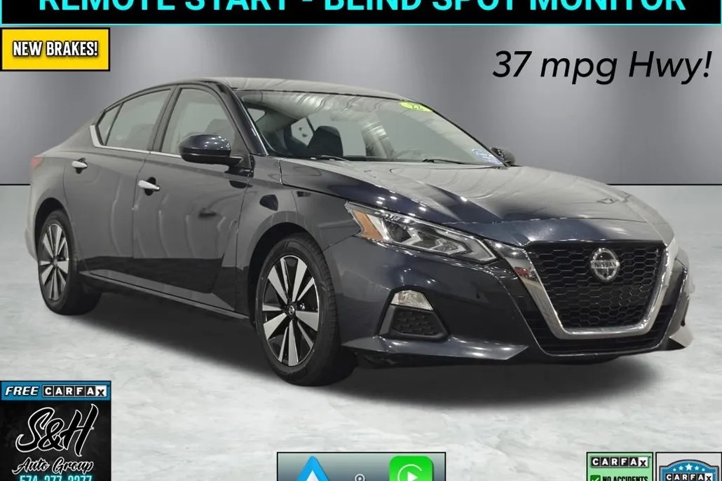 2022 Nissan Altima 2.5 SV photo 1