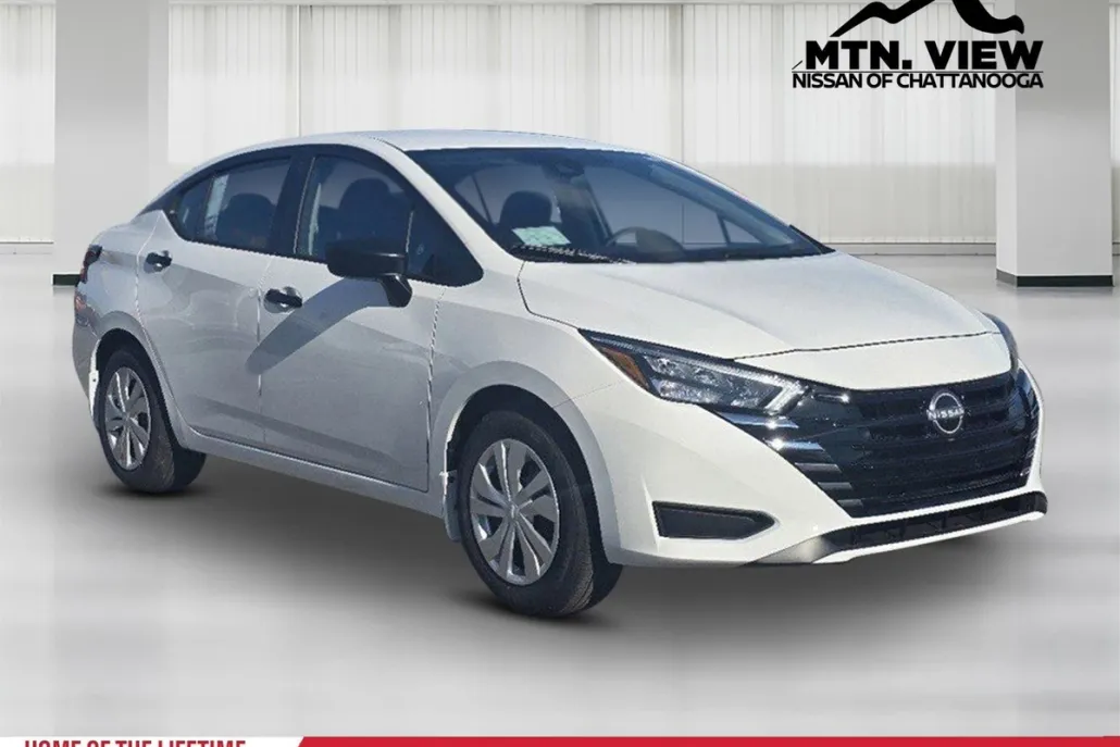 2025 Nissan Versa S photo 1