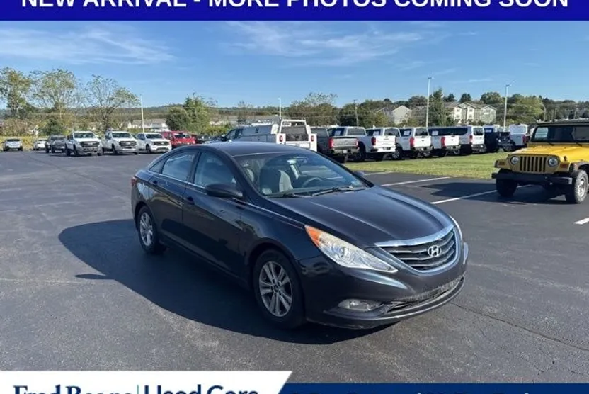 2013 Hyundai Sonata GLS photo 1