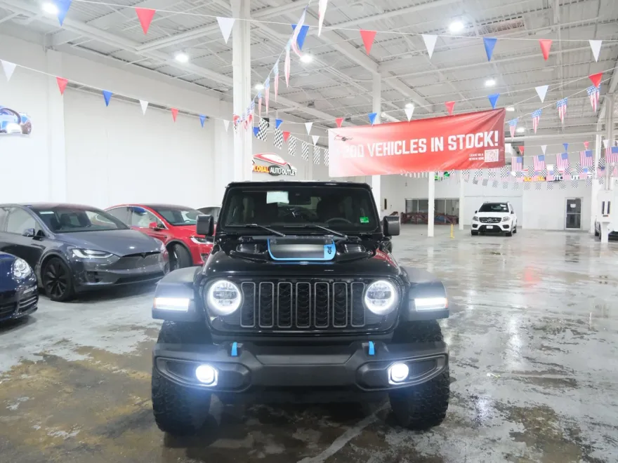 2024 Jeep Wrangler 4xe Rubicon photo 1