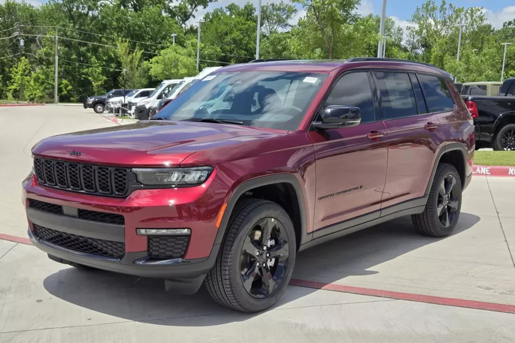 2025 Jeep Grand Cherokee Limited photo 1